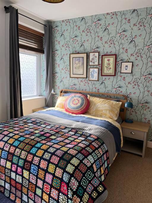 Just The Splott! Sleeps 6, 8 Mins To Stadium. Cardiff Exteriér fotografie